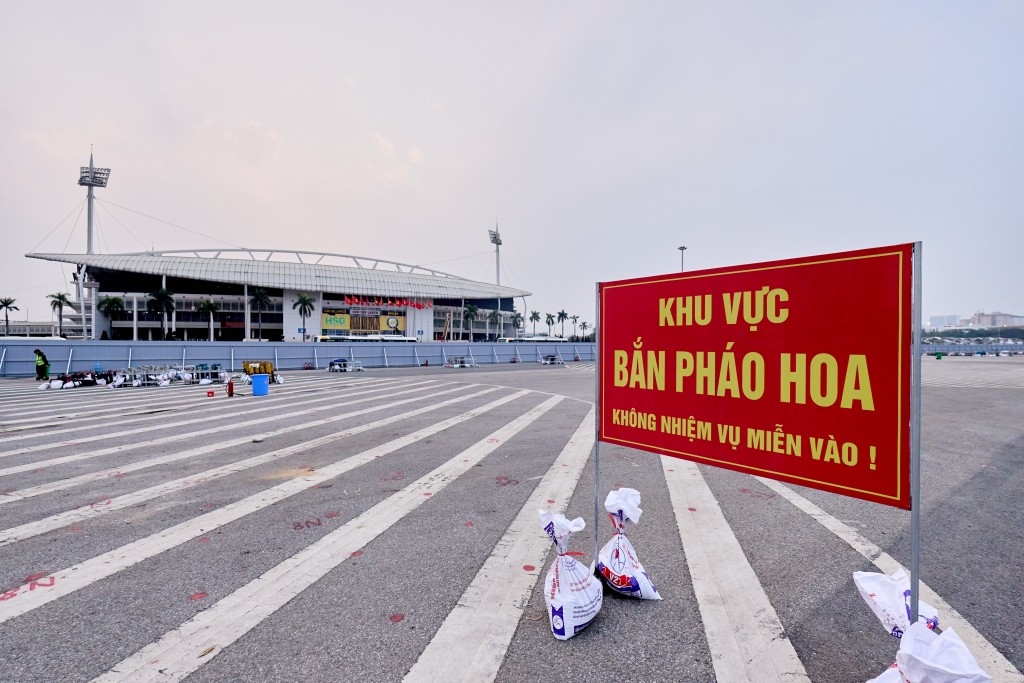 Trước giờ G: Người Hà Nội “đứng ngồi không yên” chờ concert pháo hoa quốc gia tại Mỹ Đình