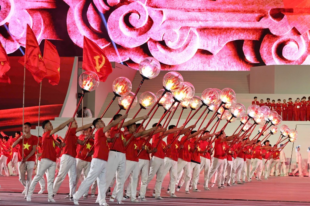 Khúc tráng ca của lòng yêu nước và khát vọng rạng rỡ Việt Nam Khúc tráng ca của lòng yêu nước và khát vọng rạng rỡ Việt Nam