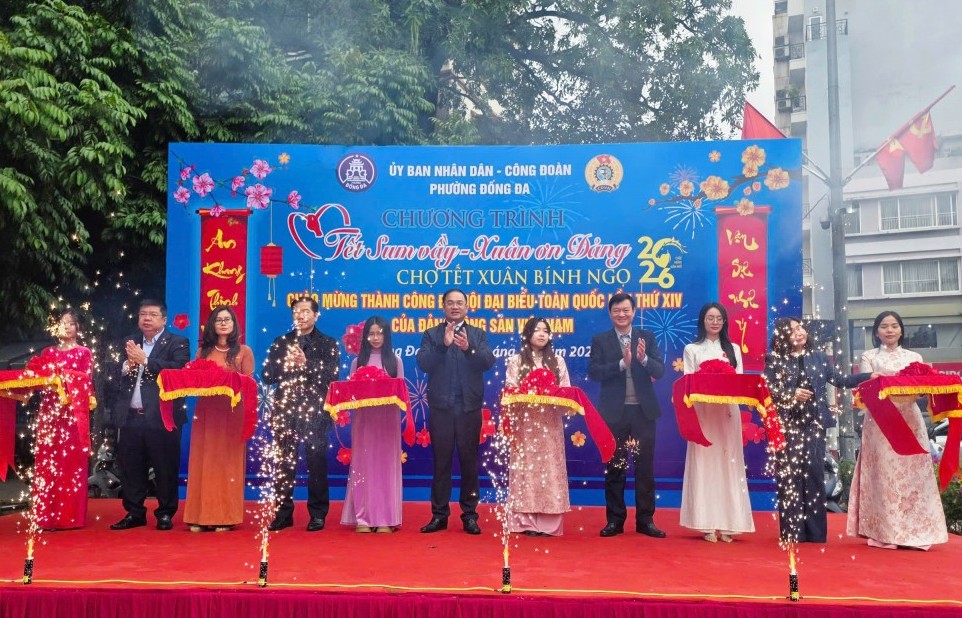 Phường Đống Đa: Sôi nổi các hoạt động đón xuân mới Bính Ngọ