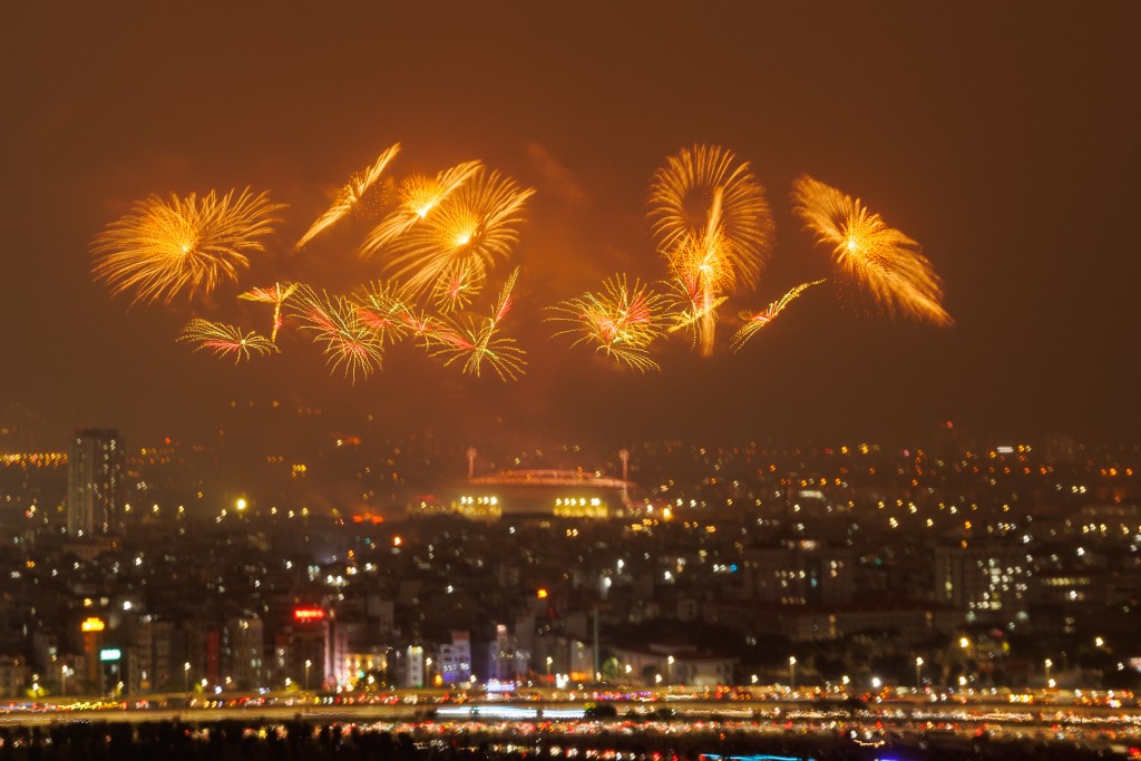 Phú Quốc, Đà Nẵng, Sun Group mang cả bầu trời pháo hoa đỉnh cao ra Thủ đô
