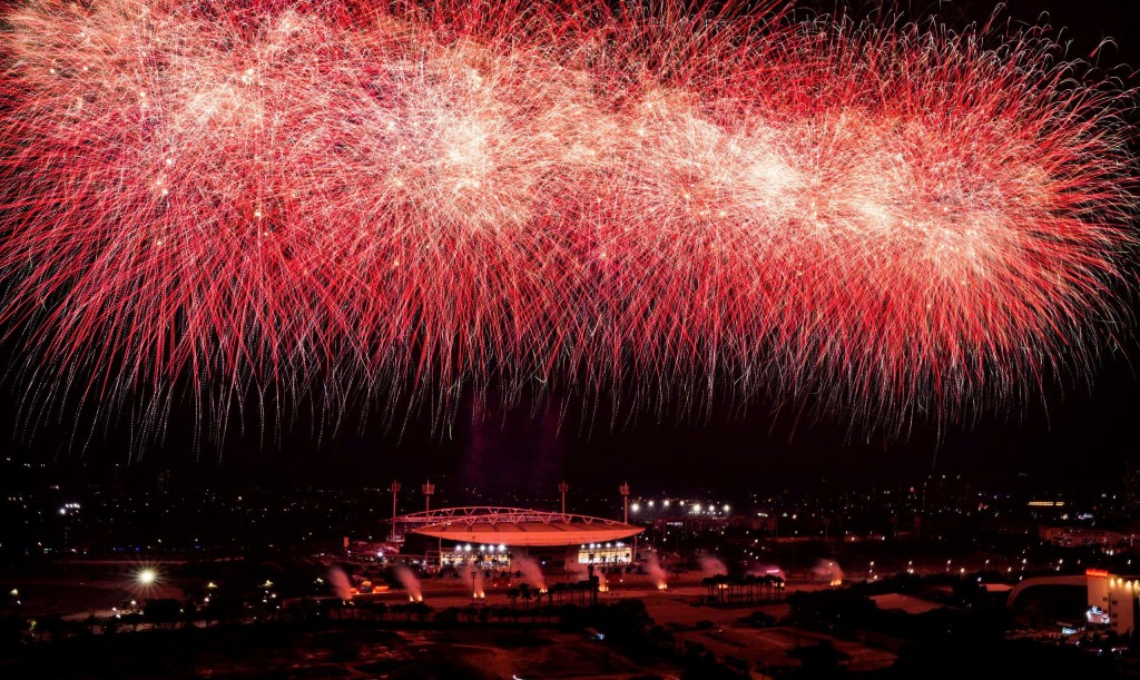 Phú Quốc, Đà Nẵng, Sun Group mang cả bầu trời pháo hoa đỉnh cao ra Thủ đô