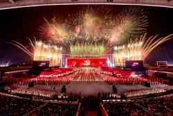 Phú Quốc, Đà Nẵng, Sun Group mang cả bầu trời pháo hoa đỉnh cao ra Thủ đô