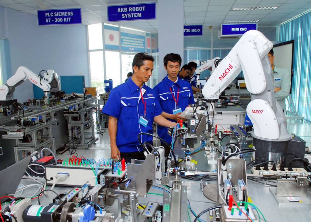 Đột phá nguồn nhân lực - chìa khóa cho khát vọng phát triển mới Đột phá nguồn nhân lực - chìa khóa cho khát vọng phát triển mới