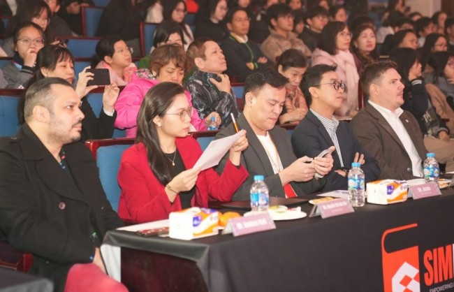 Người trẻ Hà Nội lan tỏa giá trị Việt bằng ngôn ngữ Anh