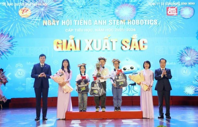 Gần 800.000 học sinh Hà Nội tham gia ngày hội tiếng Anh Robotics