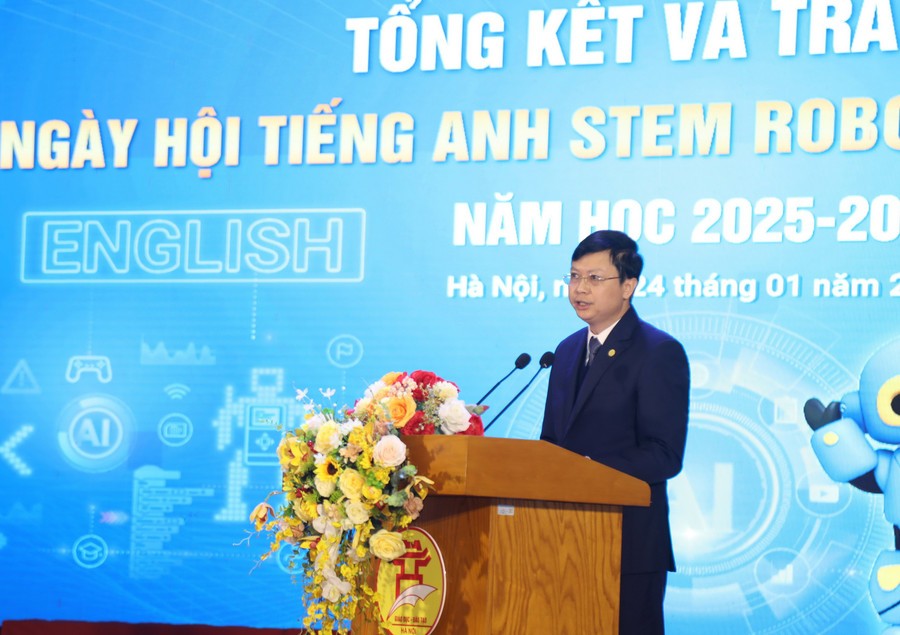 Gần 800.000 học sinh Hà Nội tham gia ngày hội tiếng Anh Robotics