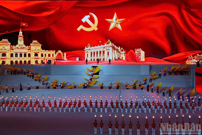 Tổng Bí thư Tô Lâm dự chương trình nghệ thuật đặc biệt Dưới lá cờ vẻ vang của Đảng” Tổng Bí thư Tô Lâm dự chương trình nghệ thuật đặc biệt Dưới lá cờ vẻ vang của Đảng”