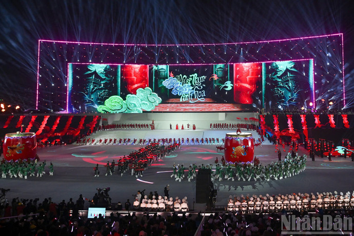 Tổng Bí thư Tô Lâm dự chương trình nghệ thuật đặc biệt Dưới lá cờ vẻ vang của Đảng” Tổng Bí thư Tô Lâm dự chương trình nghệ thuật đặc biệt Dưới lá cờ vẻ vang của Đảng”