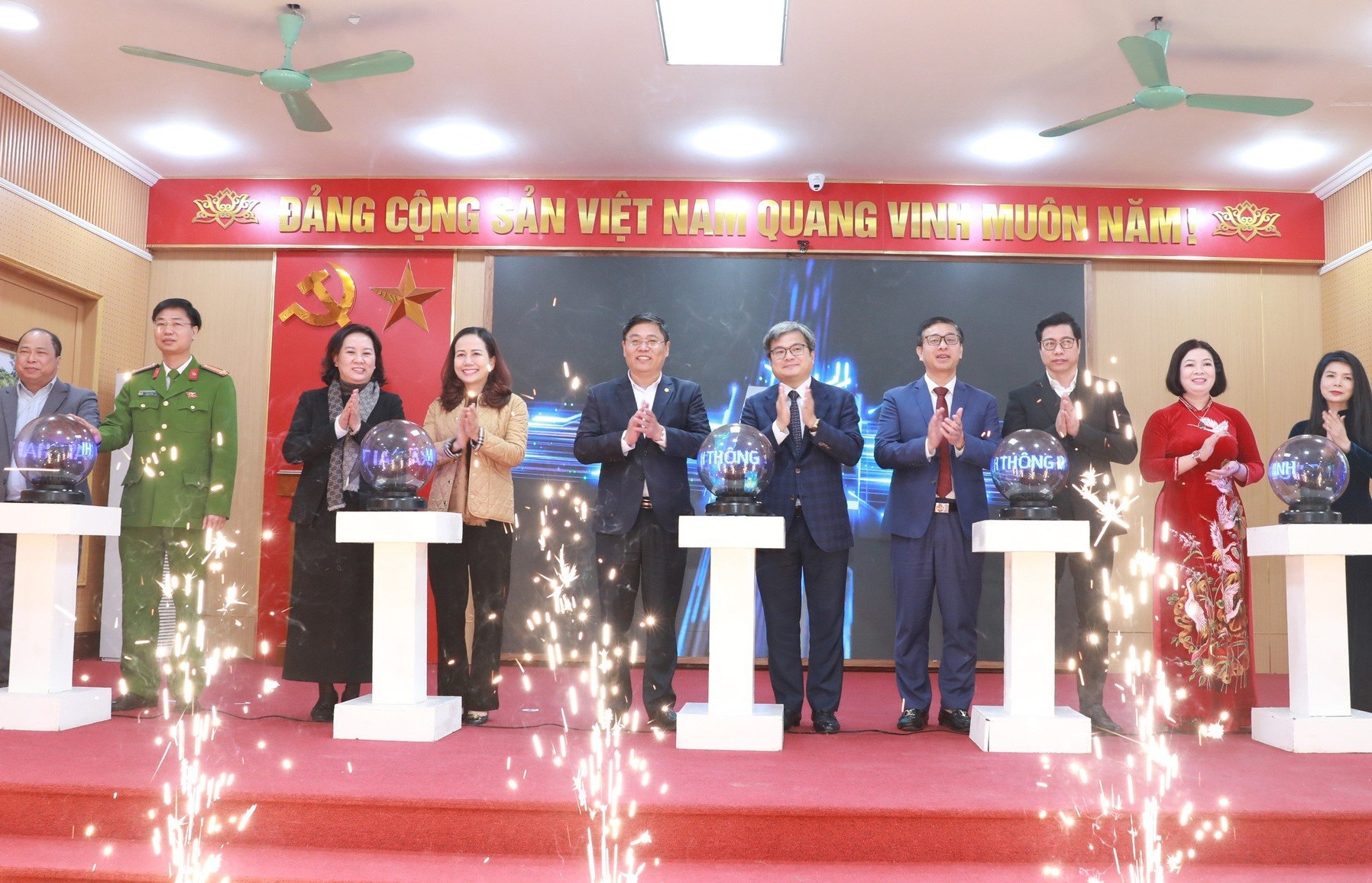 Xã Đại Thanh thêm bước tiến quan trọng xây dựng chính quyền số