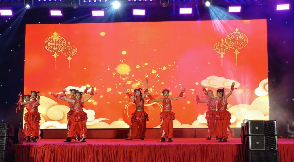 Gửi gắm kỳ vọng đưa quê hương Thánh Gióng ngày càng giàu đẹp, văn minh