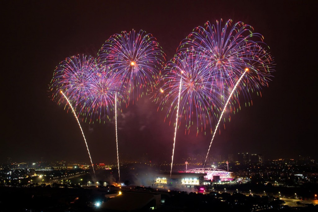 Công tác chuẩn bị sự kiện được triển khai kỹ lưỡng. Ảnh: Ánh Dương  “Concert pháo hoa quốc gia” nhận được sự quan tâm của đông đảo người dân trên cả nước. Ảnh: Ánh Dương