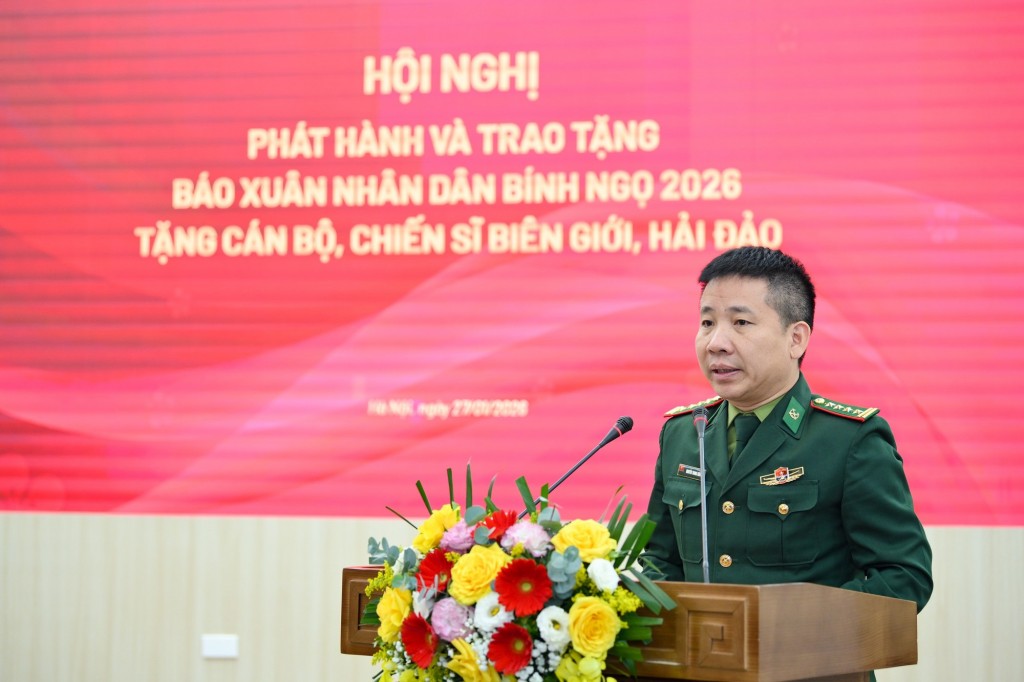 Đại tá Nguyễn Trung Kiên, Phó Chủ nhiệm Ủy ban Kiểm tra Đảng ủy Bộ đội Biên phòng phát biểu tại buổi lễ Đại tá Nguyễn Trung Kiên, Phó Chủ nhiệm Ủy ban Kiểm tra Đảng ủy Bộ đội Biên phòng phát biểu tại buổi lễ