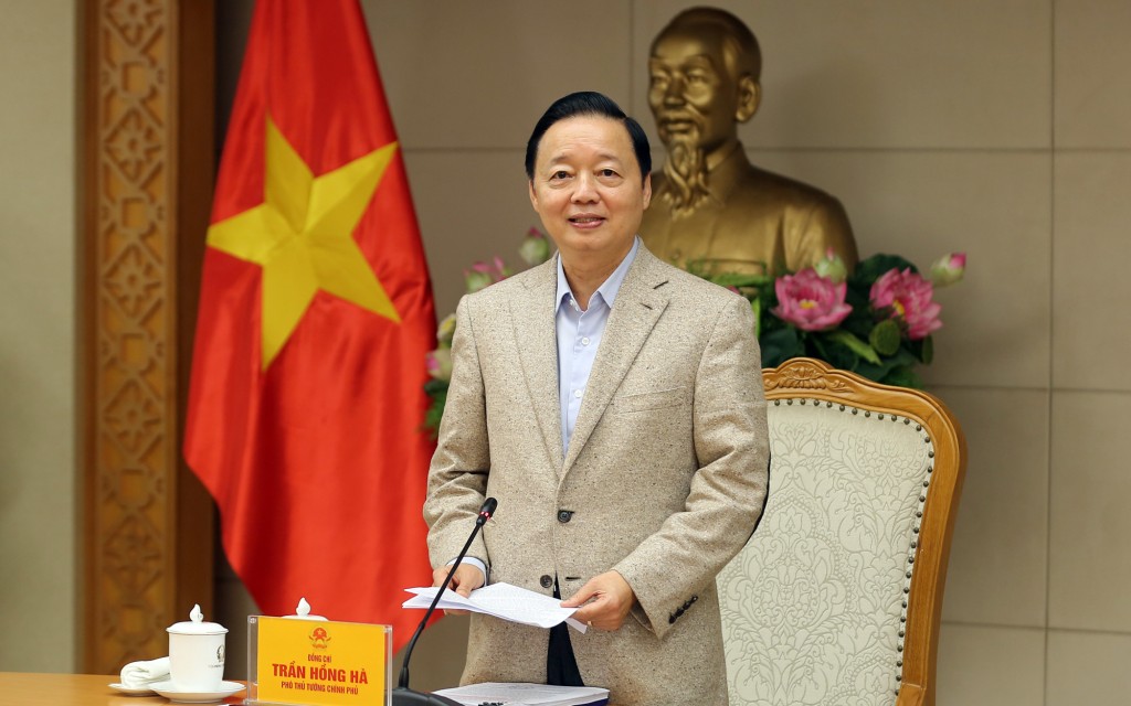 Phó Thủ tướng Trần Hồng Hà chủ trì cuộc họp về dự thảo Nghị định sửa đổi, bổ sung các nghị định trong lĩnh vực đường bộ (Nghị định số 158/2024/NĐ-CP, Nghị định số 165/2024/NĐ-CP) - Ảnh: VGP/Minh Khôi Phó Thủ tướng Trần Hồng Hà chủ trì cuộc họp về dự thảo Nghị định sửa đổi, bổ sung các nghị định trong lĩnh vực đường bộ (Nghị định số 158/2024/NĐ-CP, Nghị định số 165/2024/NĐ-CP) - Ảnh: VGP/Minh Khôi