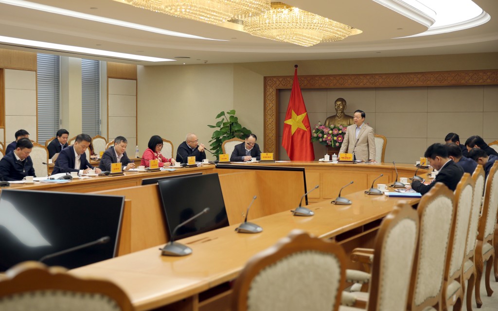 Phó Thủ tướng Trần Hồng Hà nhấn mạnh tinh thần sửa đổi, bổ sung các nghị định trong lĩnh vực đường bộ là phải phòng ngừa, phòng chống từ sớm, từ xa - Ảnh: VGP/Minh Khôi Phó Thủ tướng Trần Hồng Hà nhấn mạnh tinh thần sửa đổi, bổ sung các nghị định trong lĩnh vực đường bộ là phải phòng ngừa, phòng chống từ sớm, từ xa - Ảnh: VGP/Minh Khôi