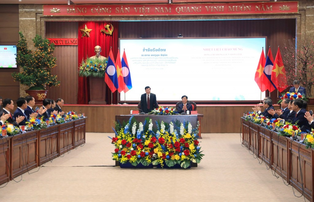 Vun đắp, phát triển mối quan hệ đặc biệt Việt Nam - Lào