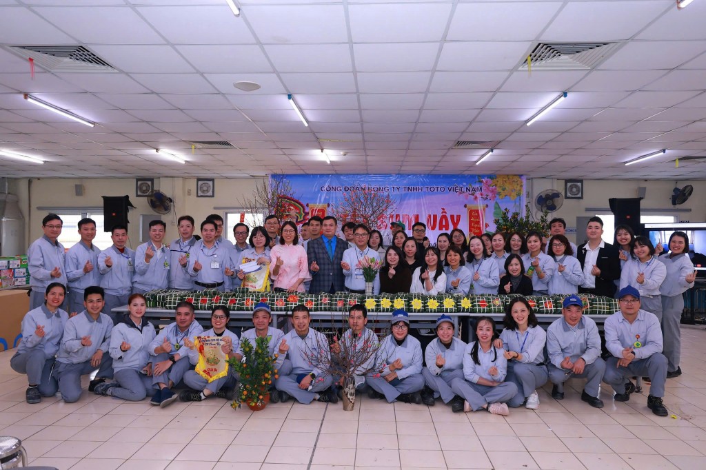 Công đoàn Thủ đô mang Tết ấm đến người lao động