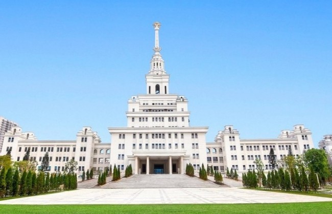 Vingroup đào tạo 20.000 nhân tài AI thực chiến - phụ cấp 8 triệu đồng/tháng