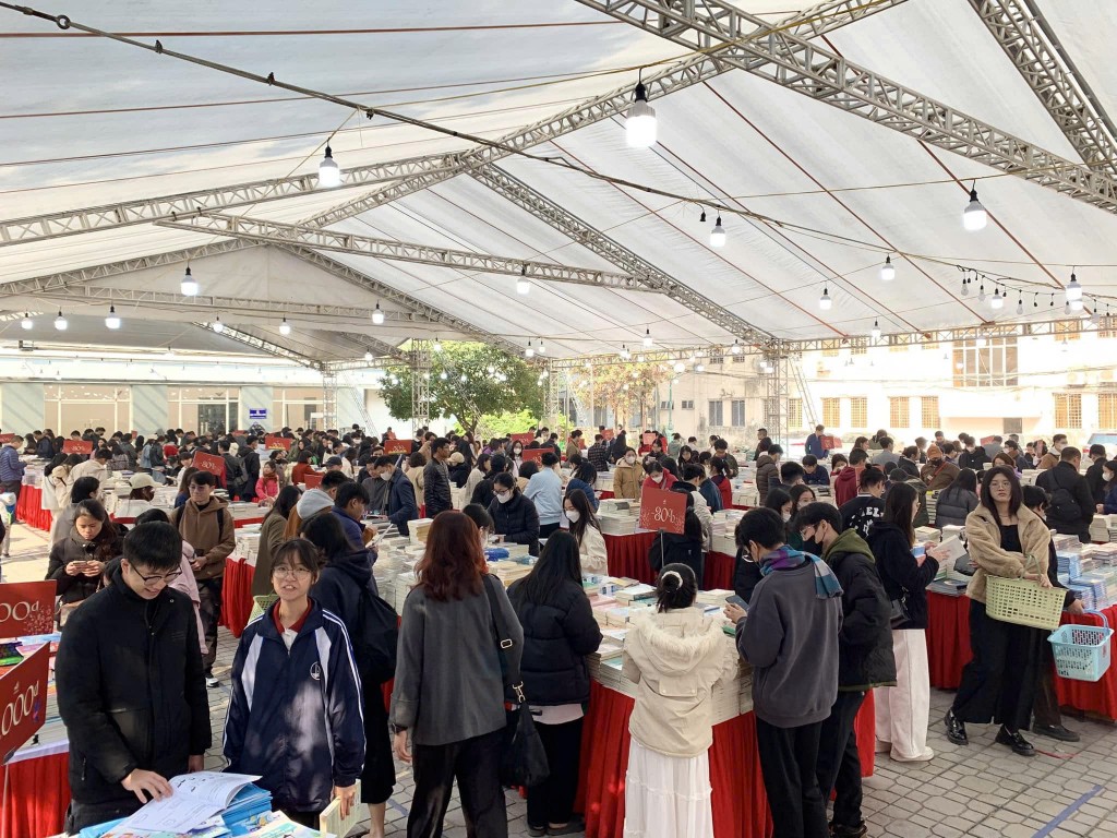 Thúc đẩy văn hóa đọc với nhiều hoạt động ý nghĩa Thúc đẩy văn hóa đọc với nhiều hoạt động ý nghĩa