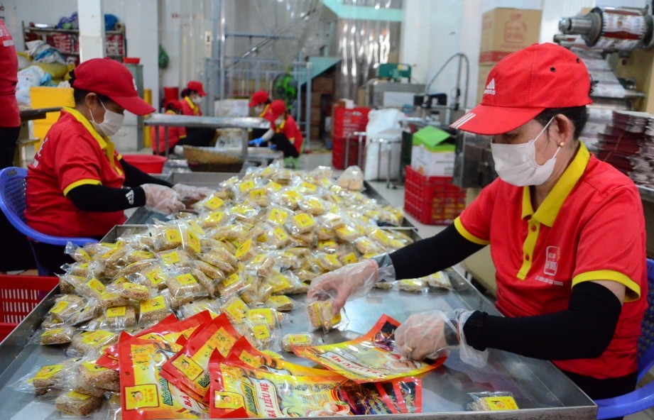 Làng nghề truyền thống “khoác áo mới” cho sản phẩm Tết