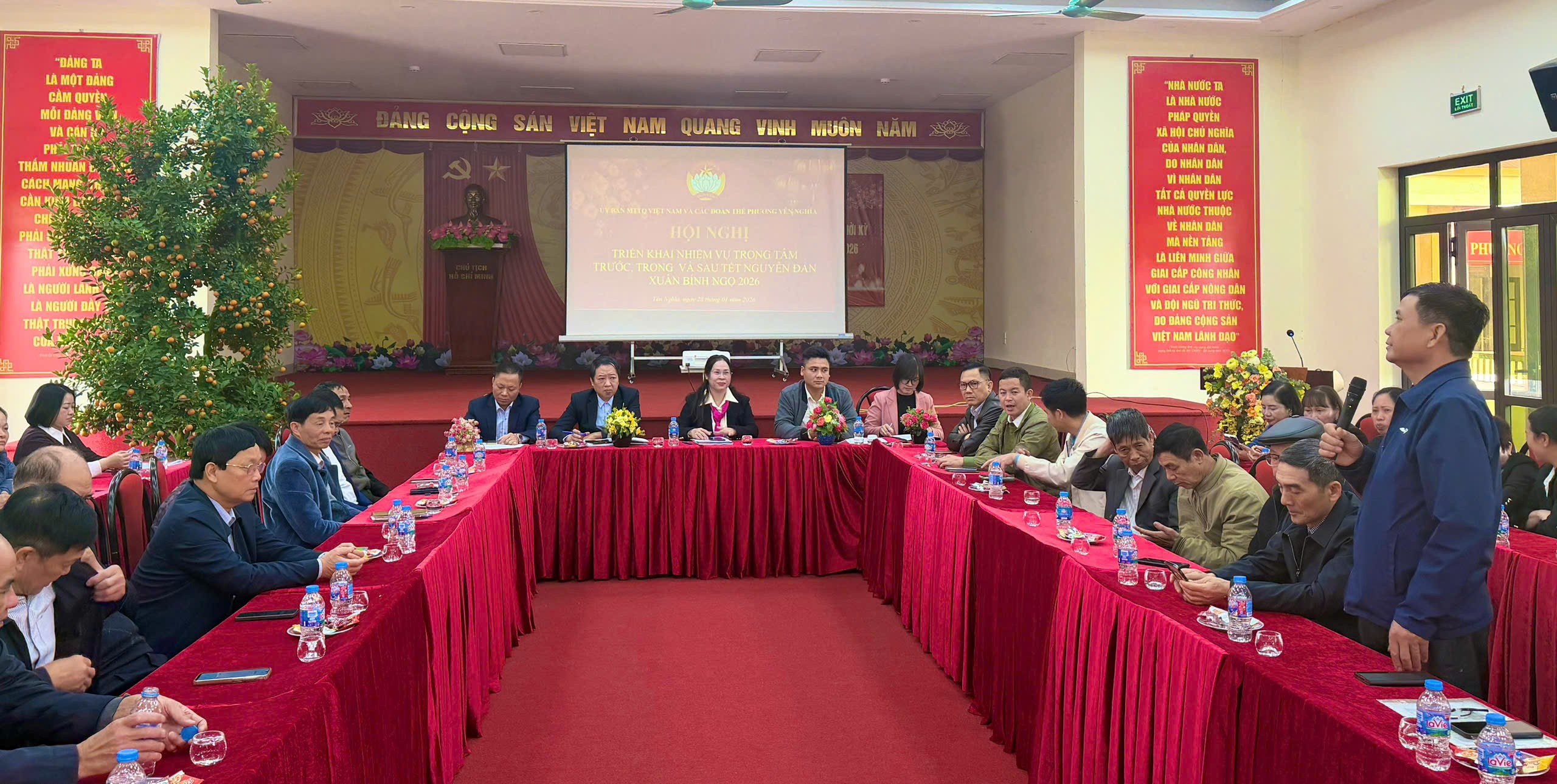 Mặt trận phường Yên Nghĩa chăm lo Tết cho hộ nghèo