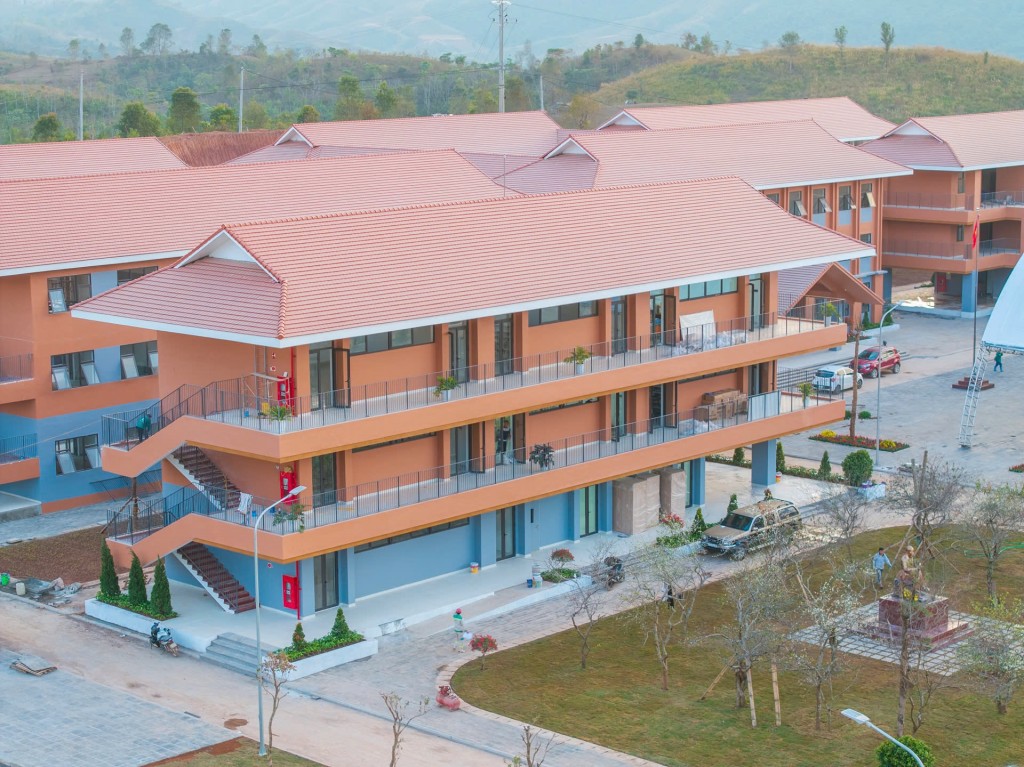 Trường nội trú liên cấp tại Si Pa Phìn, Điện Biên trước giờ khánh thành Trường nội trú liên cấp tại Si Pa Phìn, Điện Biên trước giờ khánh thành