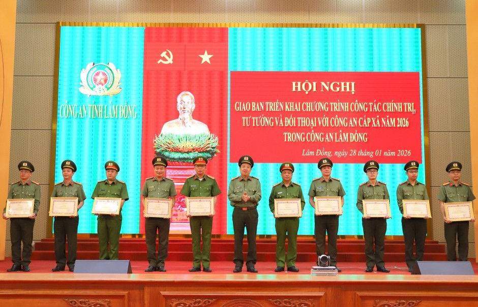 Nhiều cách làm hay trong công tác giáo dục chính trị, tư tưởng