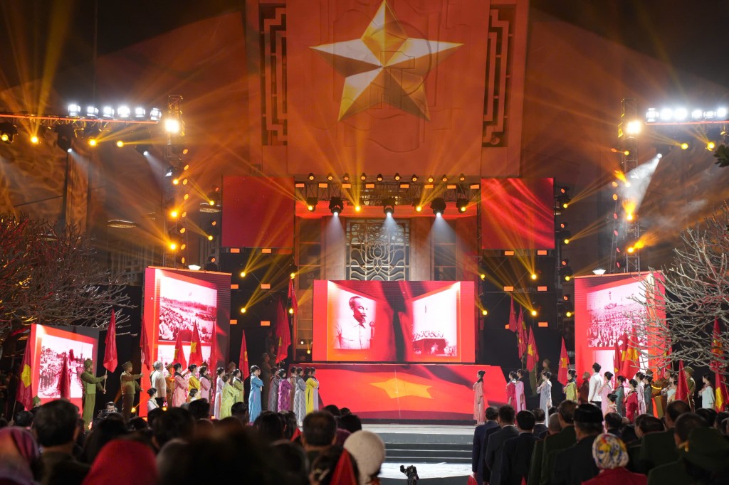 Lời hiệu triệu cho hành trình mới của nội lực, đoàn kết và khát