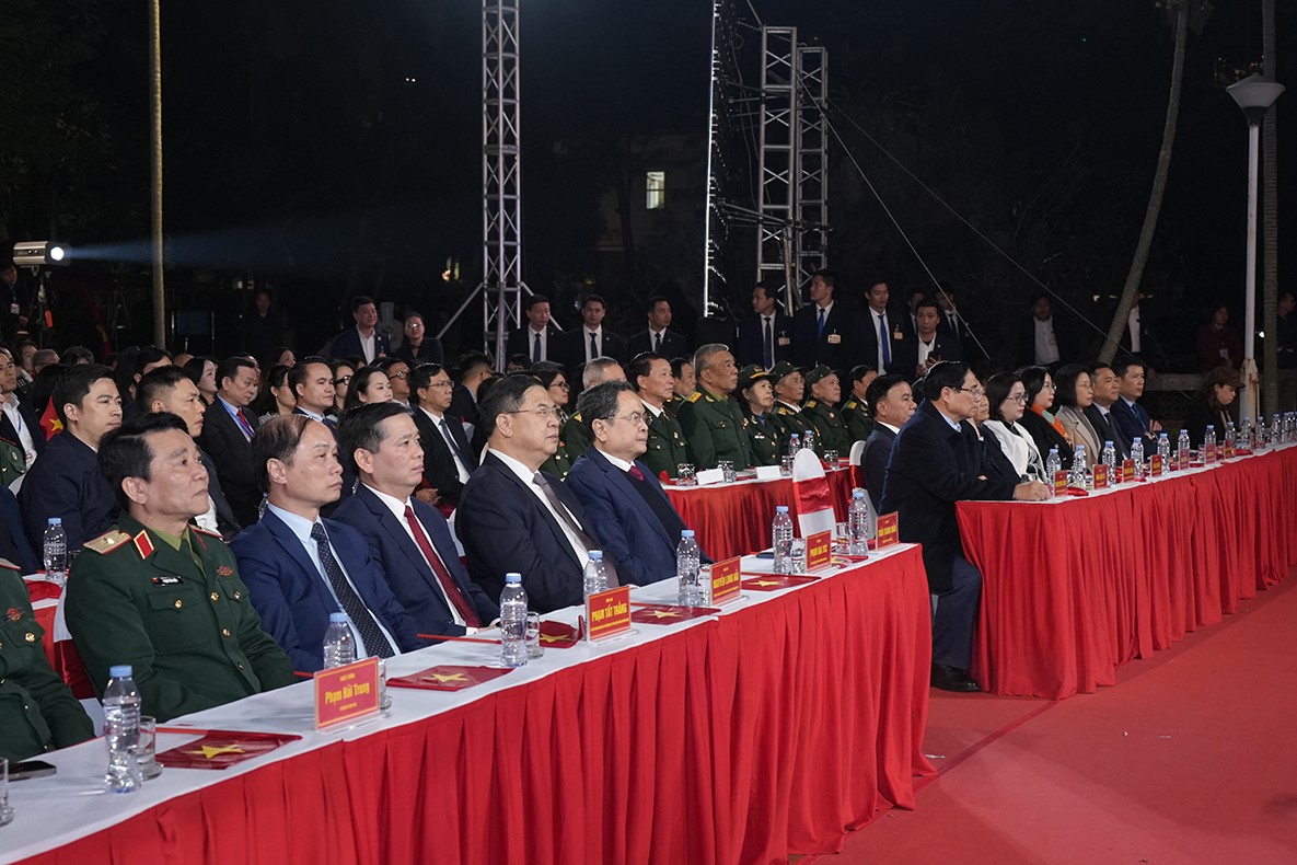 Cảm xúc lắng đọng tại cầu truyền hình Hai tay xây dựng một sơn Cảm xúc lắng đọng tại cầu truyền hình Hai tay xây dựng một sơn