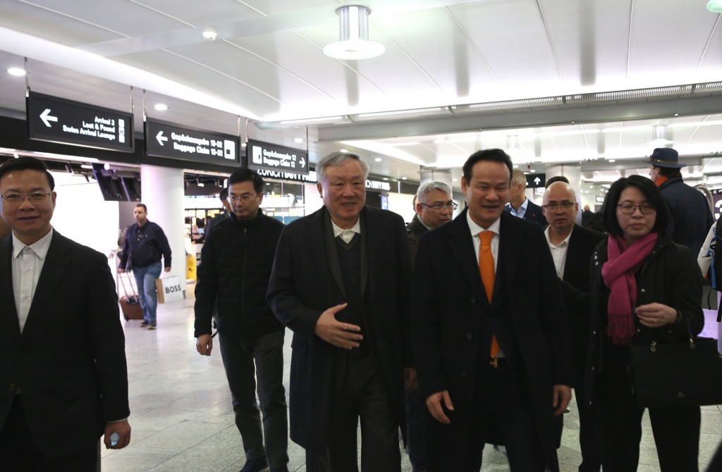 Chuyến thăm làm việc của Phó Thủ tướng Thường trực Chính phủ Nguyễn Hoà Bình nhằm thúc đẩy quan hệ hợp tác giữa Việt Nam với Thụy Sĩ trong lĩnh vực phát triển Trung tâm tài chính quốc tế - Ảnh: VGP/Nguyễn Hoàng