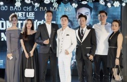 Từ người tự học đến người đứng sau các bản hit triệu lượt xem