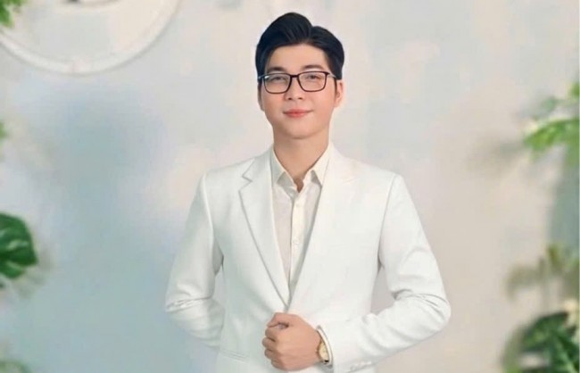 Hai lát cắt tình yêu trong âm nhạc Thế Hùng