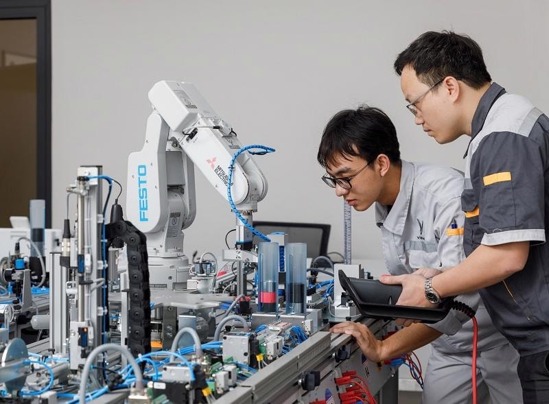 Ba đột phá tạo động lực phát triển mới cho đất nước