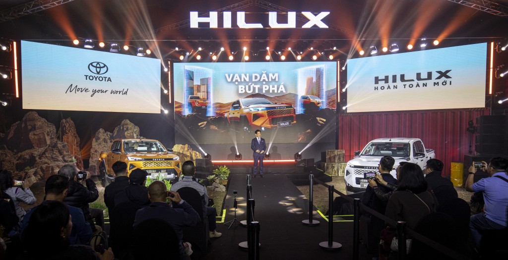 Toyota Việt Nam ra mắt Hilux hoàn toàn mới 2026