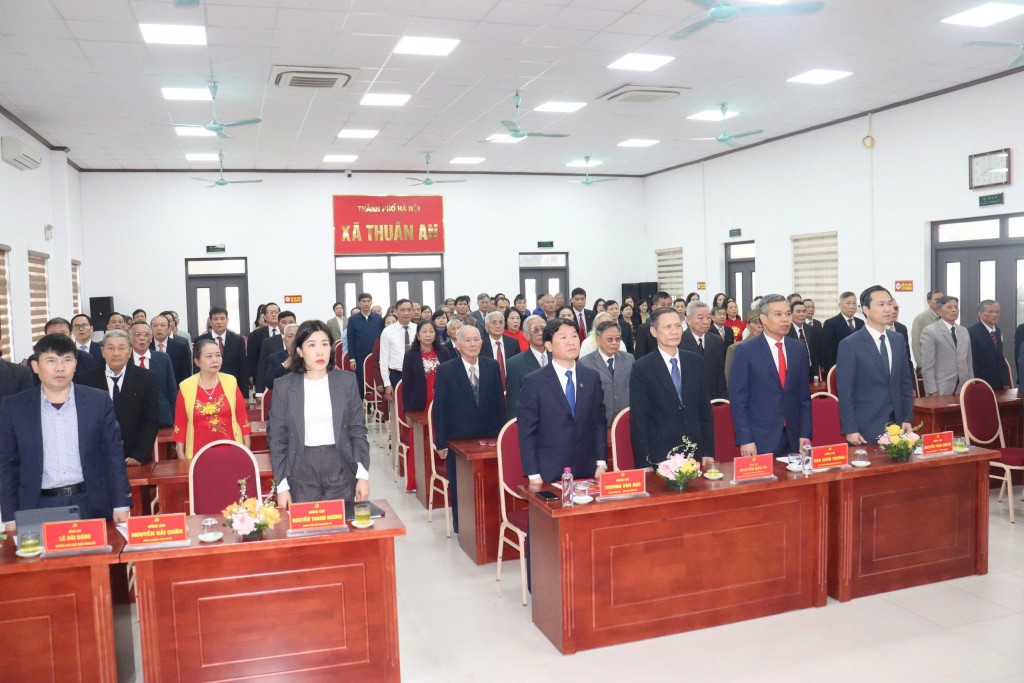 Xã Thuận An trao tặng 49 Huy hiệu Đảng đợt 3/2/2026