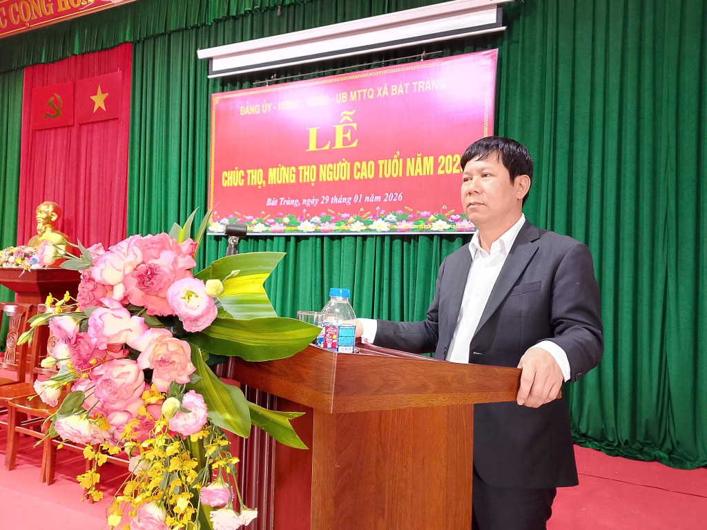 Xã Bát Tràng chúc thọ, mừng thọ 781 cụ cao niên dịp Xuân Bính Ngọ 2026