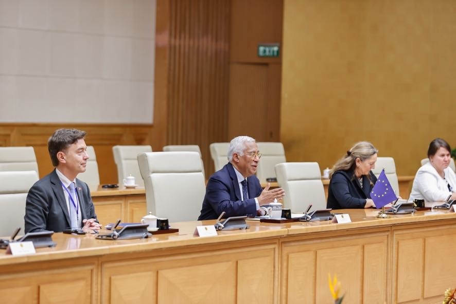 Chủ tịch Hội đồng châu Âu nhấn mạnh quan hệ Đối tác chiến lược toàn diện được thiết lập là cơ hội lớn cho hai bên thúc đẩy thương mại, đa dạng hoá thị trường, chuỗi cung ứng - Ảnh: VGP/Nhật Bắc Chủ tịch Hội đồng châu Âu nhấn mạnh quan hệ Đối tác chiến lược toàn diện được thiết lập là cơ hội lớn cho hai bên thúc đẩy thương mại, đa dạng hoá thị trường, chuỗi cung ứng - Ảnh: VGP/Nhật Bắc