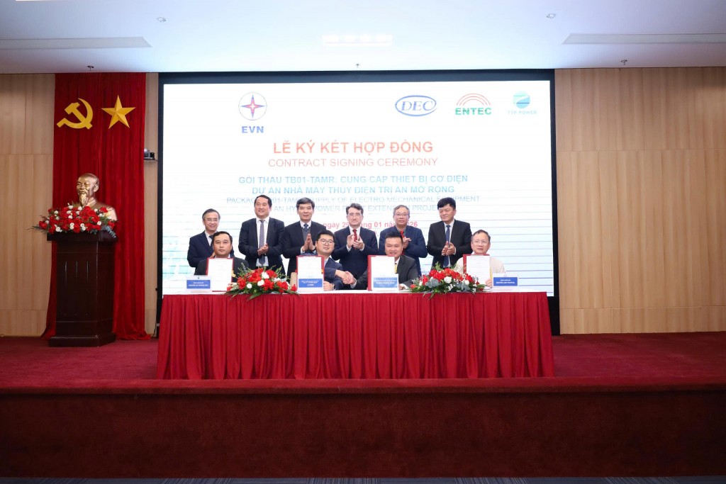 Lễ ký kết Hợp đồng Gói thầu TB01-TAMR. Lễ ký kết Hợp đồng Gói thầu TB01-TAMR.