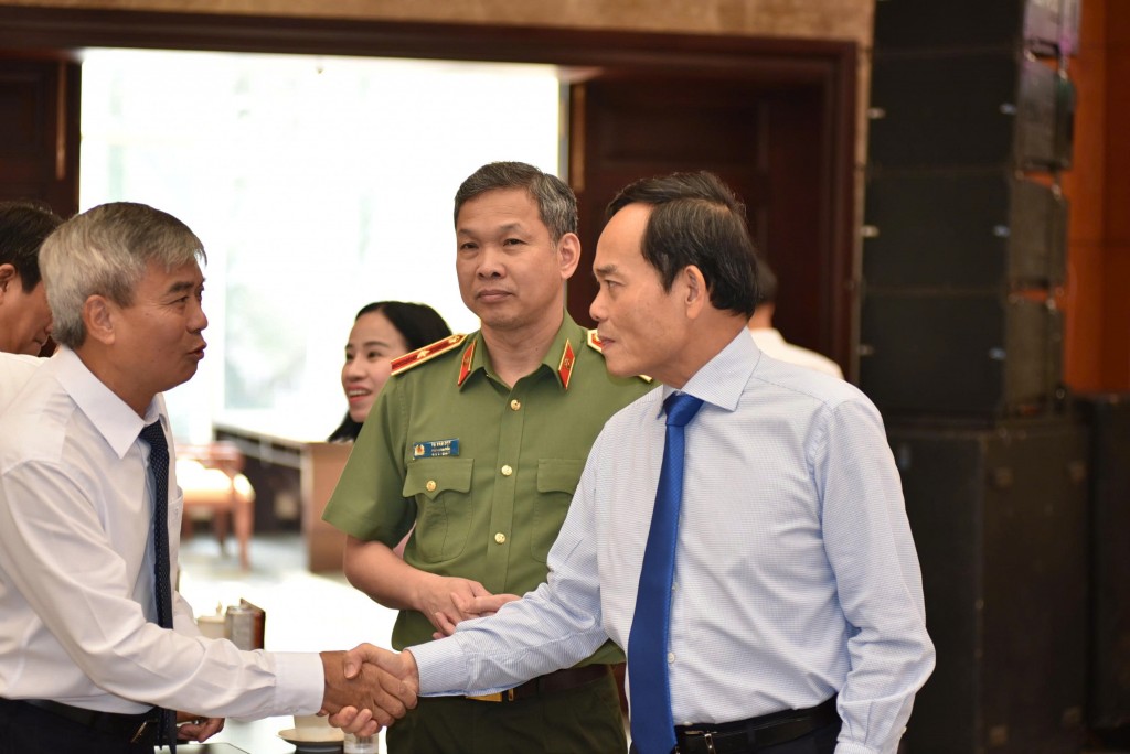 Phó Bí thư Thường trực Thành ủy TP Hồ Chí Minh Lê Quốc Phong phát biểu tại hội nghị. Phó Bí thư Thường trực Thành ủy TP Hồ Chí Minh Lê Quốc Phong phát biểu tại hội nghị.