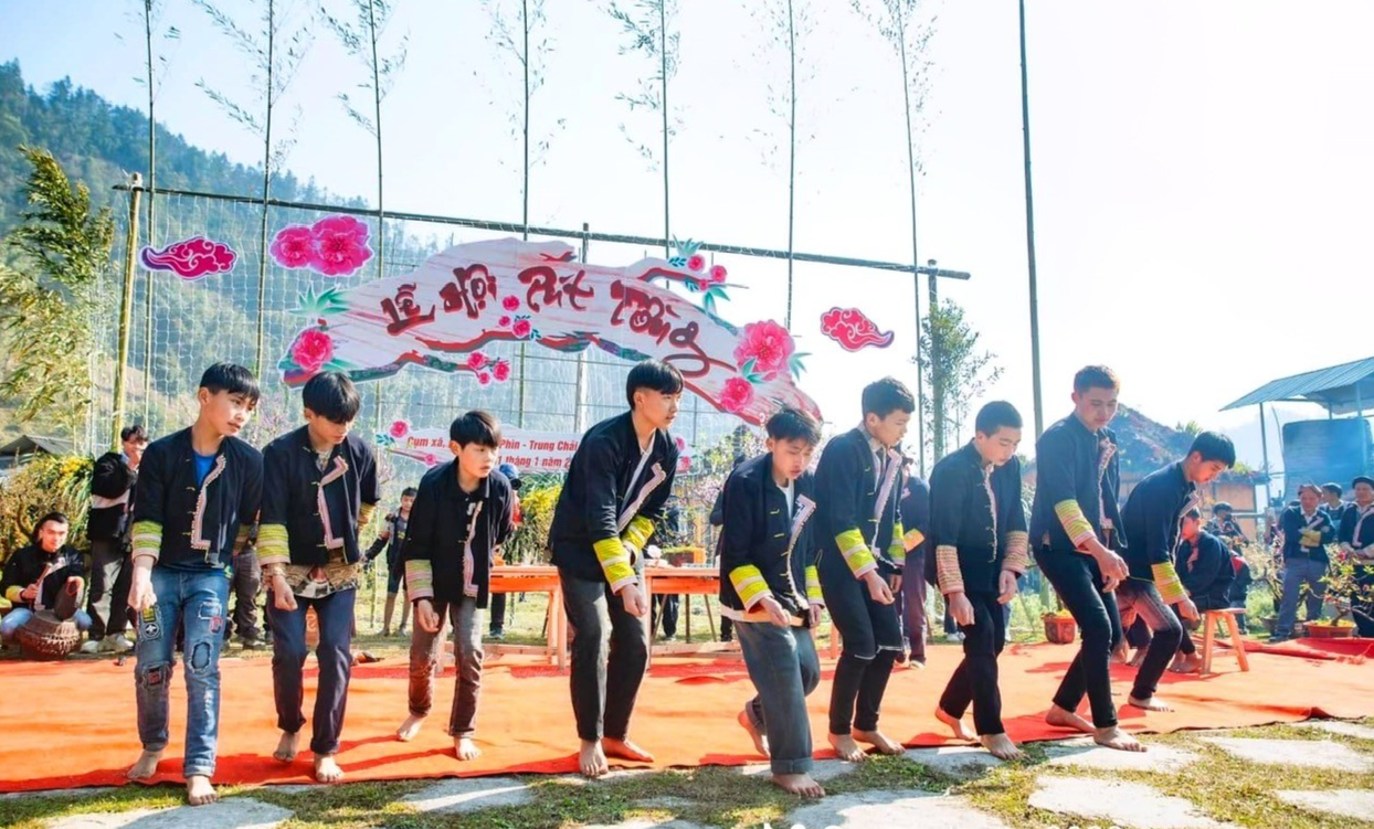 Chuỗi tour trải nghiệm Tết “Sa Pa - Mỗi ngày một sắc xuân”