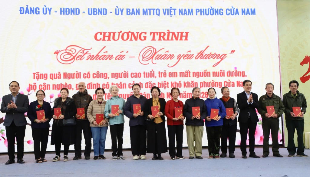 Ấm áp “Tết nhân ái, Xuân yêu thương” tại phường Cửa Nam Ấm áp “Tết nhân ái, Xuân yêu thương” tại phường Cửa Nam