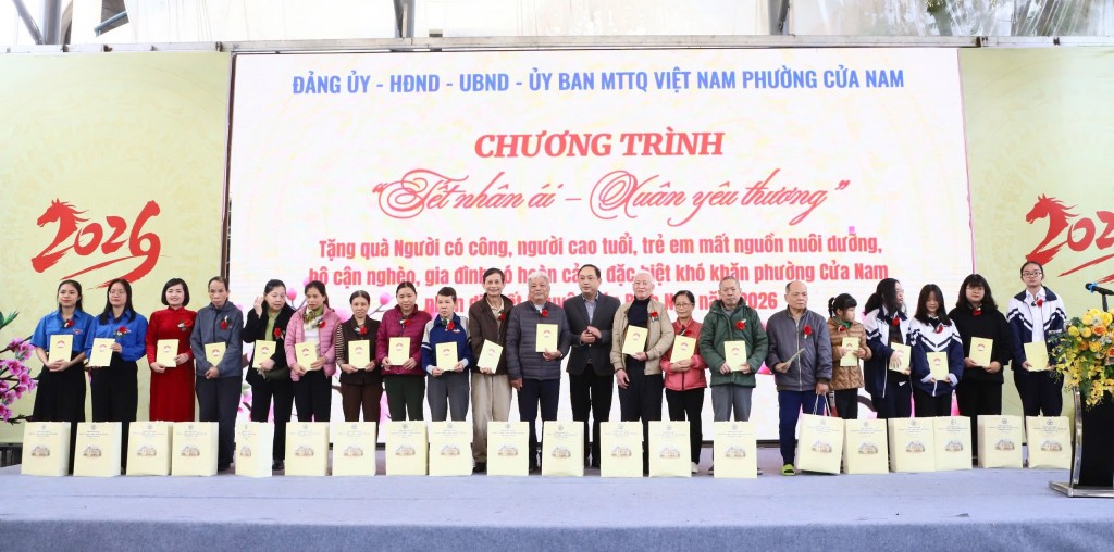 Ấm áp “Tết nhân ái, Xuân yêu thương” tại phường Cửa Nam Ấm áp “Tết nhân ái, Xuân yêu thương” tại phường Cửa Nam