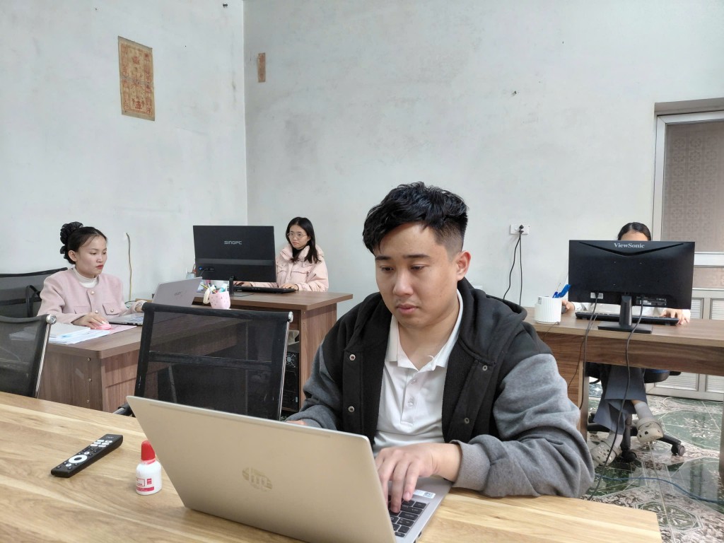 Đinh Lê Anh Tuấn luôn sẵn sàng bắt nhịp lại với guồng quay công việc sau kỳ nghỉ Tết