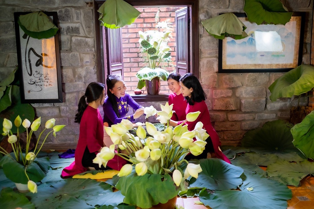 Trà Huế cũng là một trong giá trị tinh thần được lưu giữ lại như một loại hình nghệ thuật độc đáo