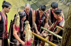 Người Xơ Đăng giữ lửa bản sắc qua lễ hội cúng máng nước