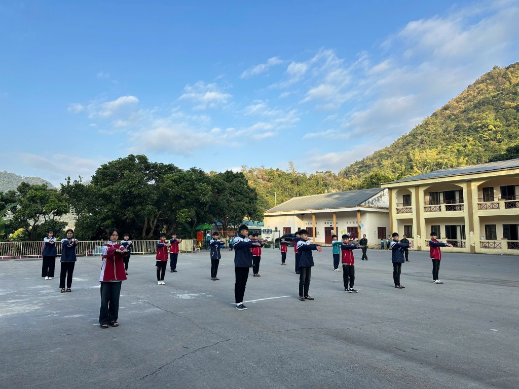 Các em nhỏ Các em nhỏ