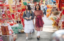 Chọn một cái Tết  "khác”…