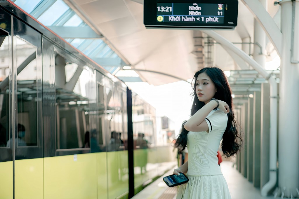 Những chuyến tàu mùa xuân kể câu chuyện văn minh đô thị Những chuyến tàu mùa xuân kể câu chuyện văn minh đô thị