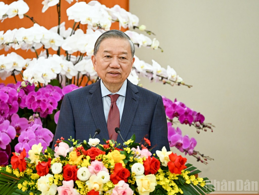 (Ảnh: Nhân dân) (Ảnh: Nhân dân)