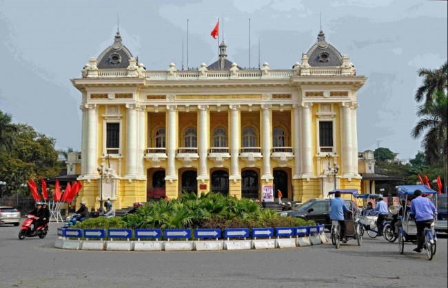 Tạm cấm đường phục vụ Chương trình "Hòa nhạc ánh sáng - Chào năm mới"