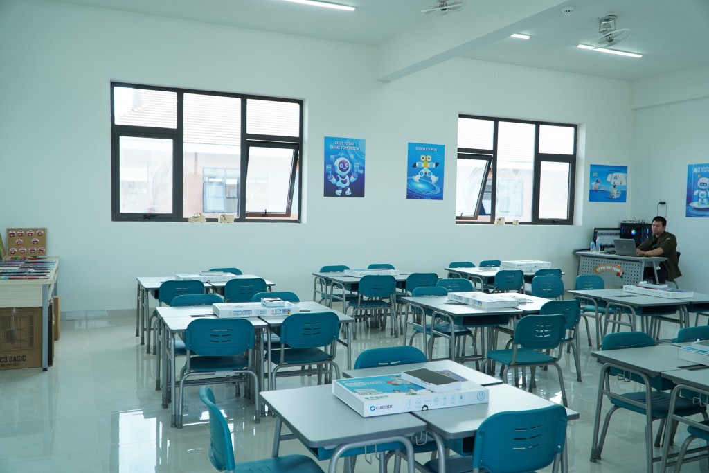 Cận cảnh phòng học “5 sao” tại trường liên cấp chuẩn quốc tế đầu tiên vùng biên giới Điện Biên